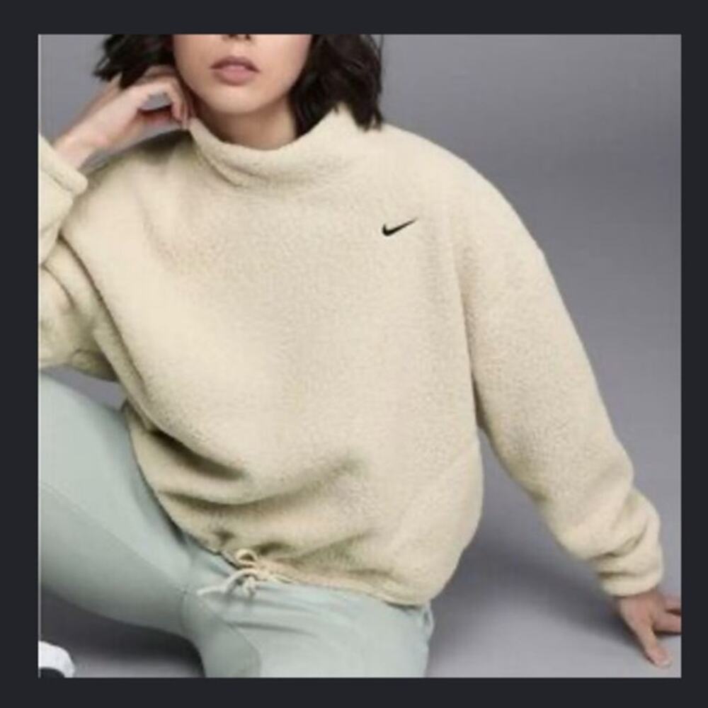 Nike Grey Crewneck With swoosh sherpa sweater